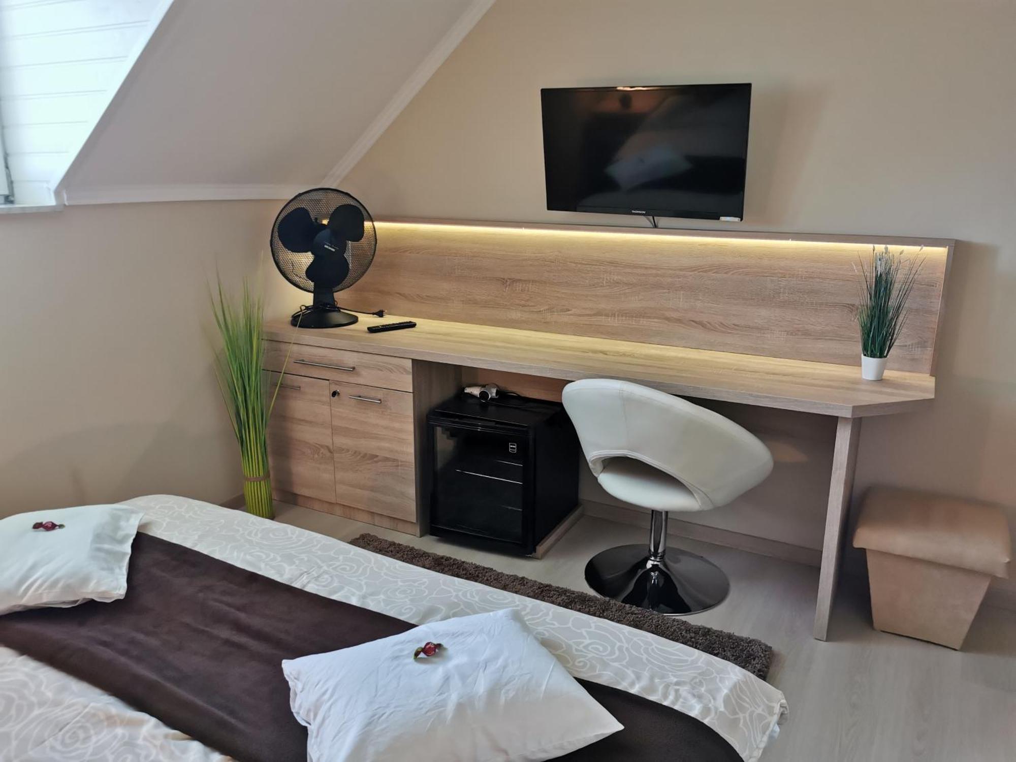 Csabai Vendeghaz Hotel Bük Buitenkant foto