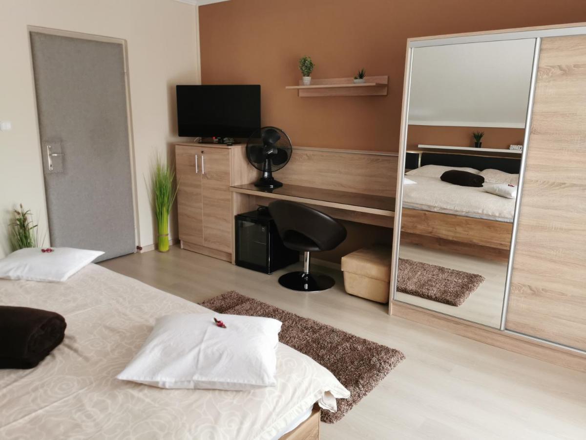 Csabai Vendeghaz Hotel Bük Buitenkant foto